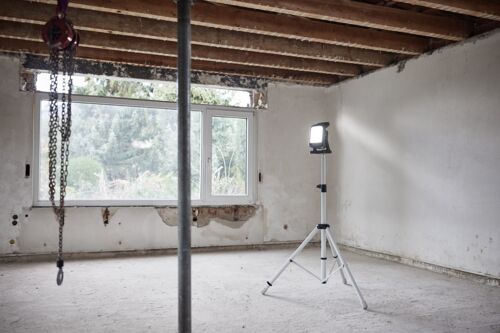 Proiector pentru construcţii cu acumulator SYSLITE KBS C